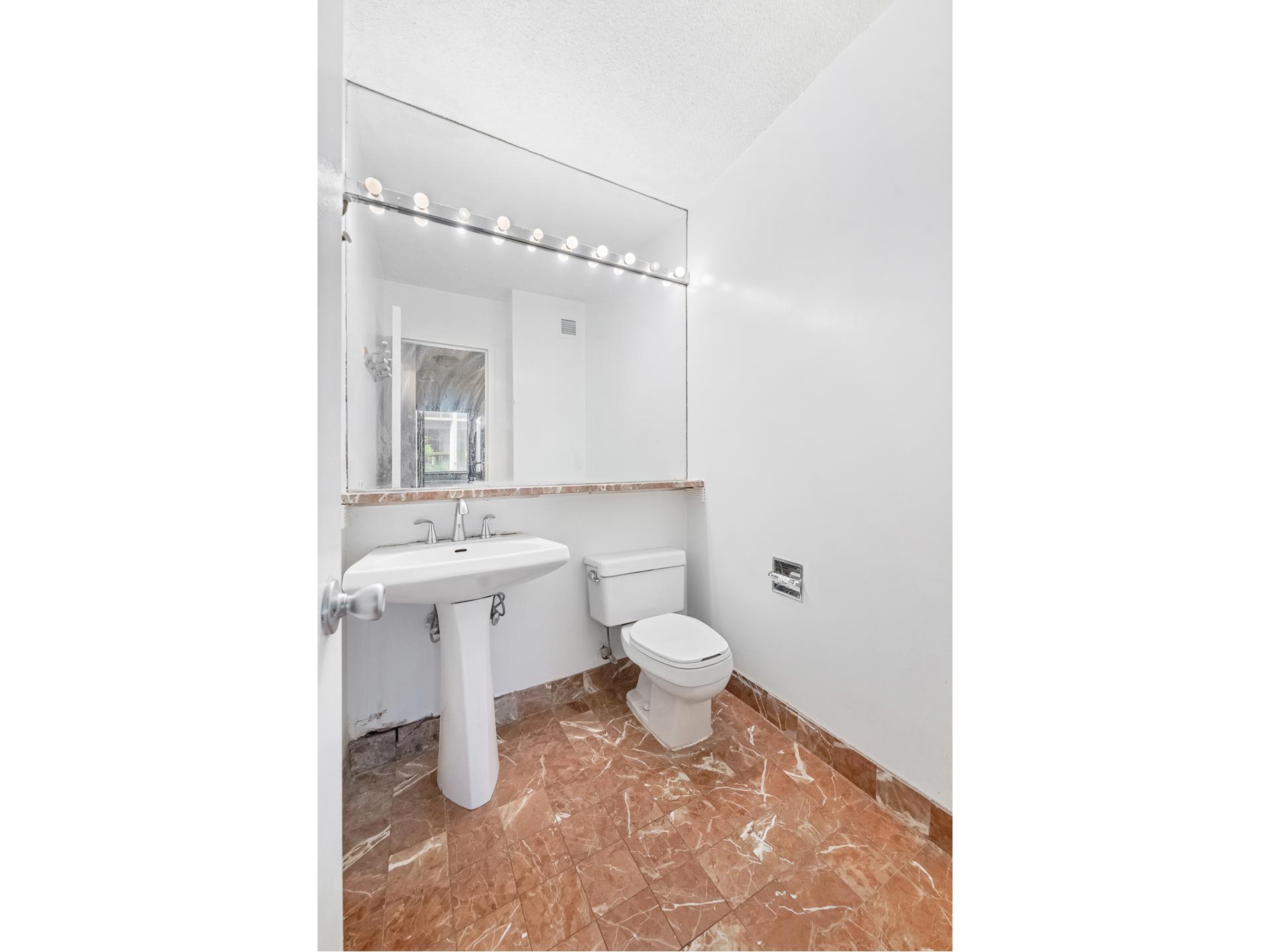 245 East 93rd Street 18A Upper East Side New York NY 10128