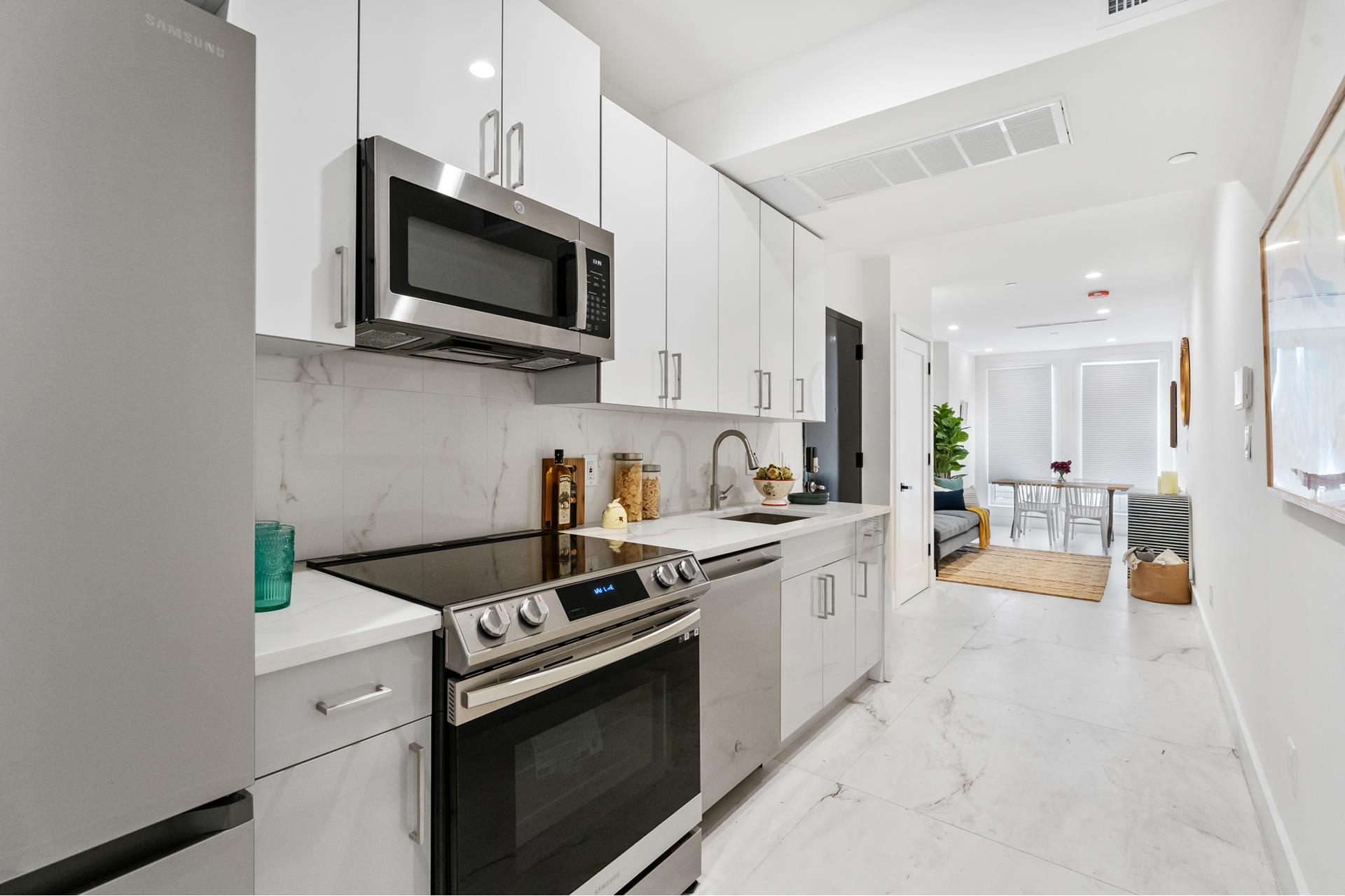 122 Palmetto Street 1R Bushwick Brooklyn NY 11221